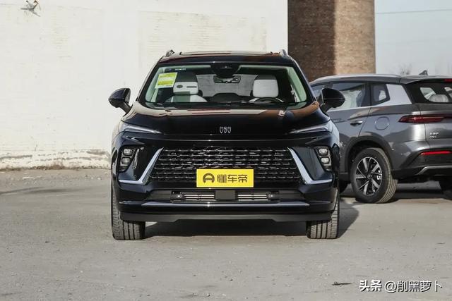 12月新款SUV重磅上市，科技重塑未來出行體驗