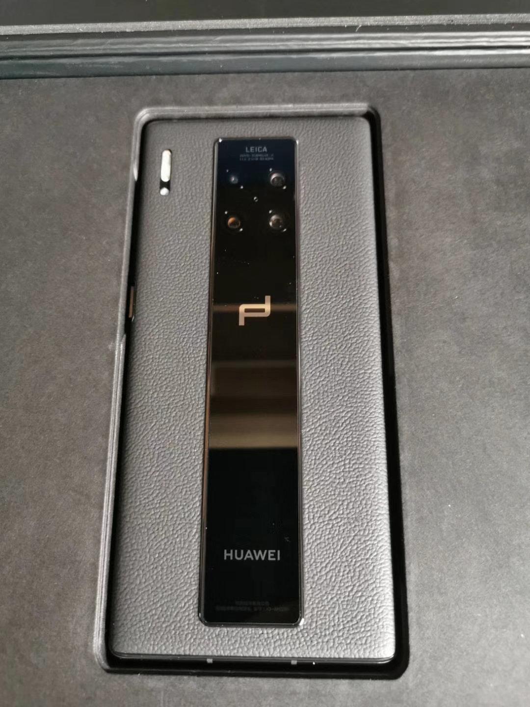 華為最新保時(shí)捷版手機(jī)，速度與科技的極致融合體驗(yàn)