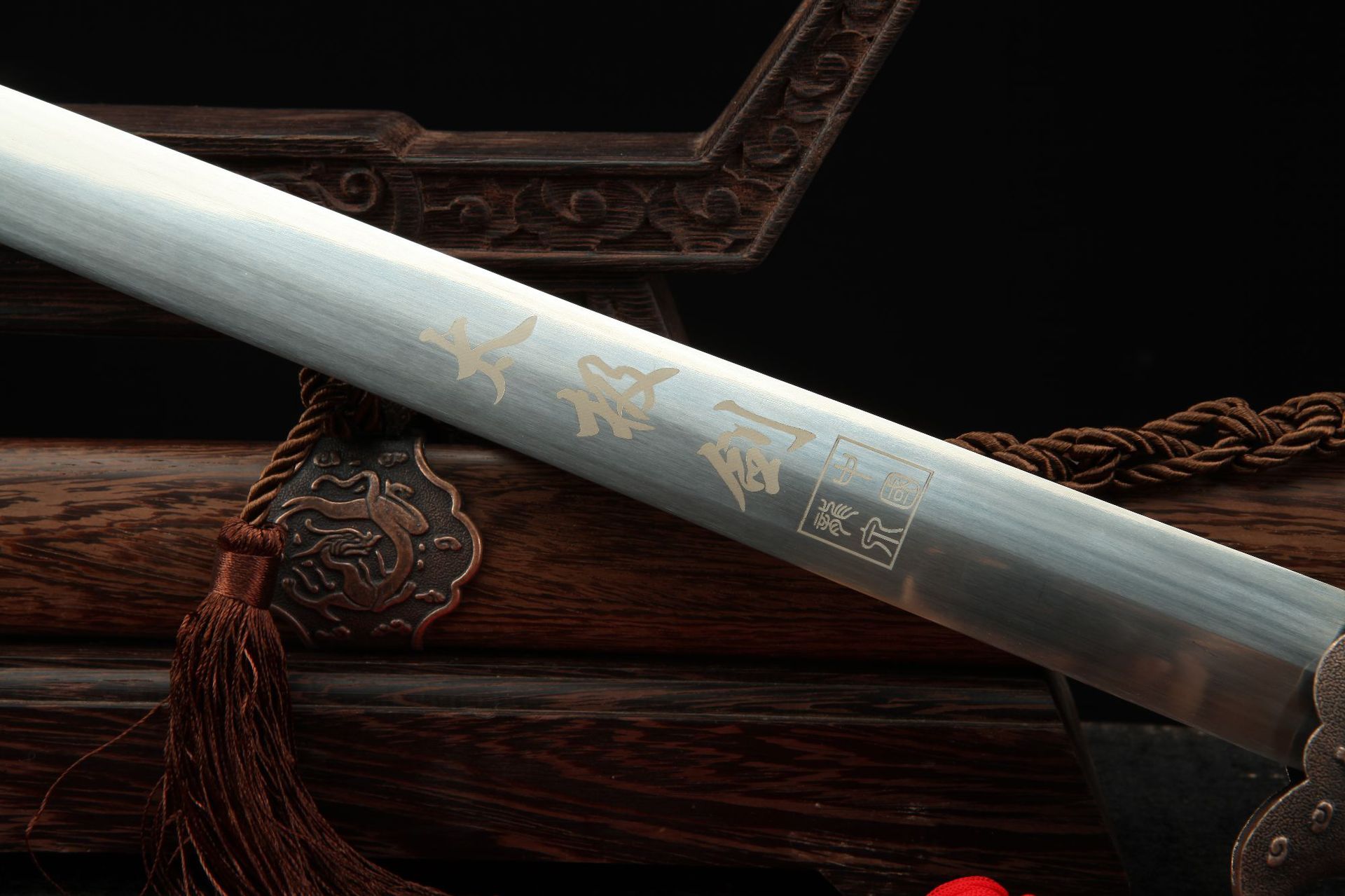 龍泉太極劍價格,龍泉太極劍價格，探尋傳統(tǒng)與現(xiàn)代的完美融合