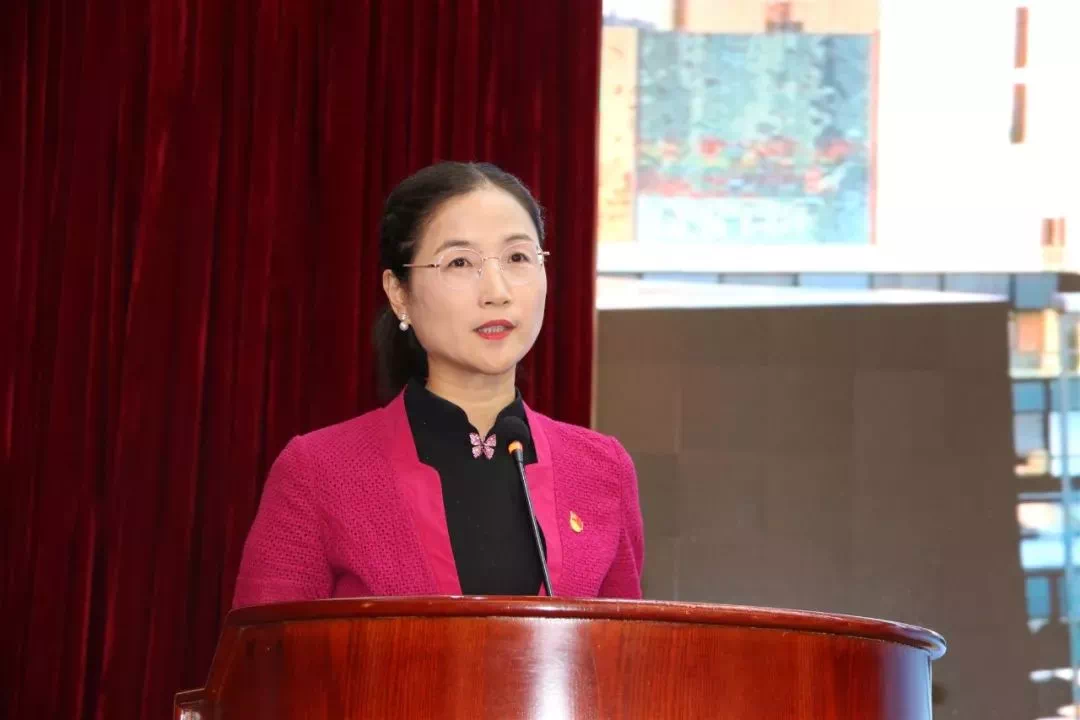 演員紀(jì)玲的表演藝術(shù)學(xué)習(xí)指南，從初學(xué)者到進(jìn)階者的全方位指南