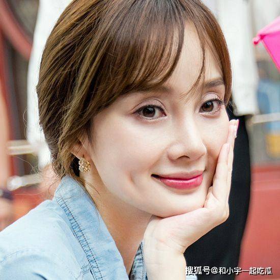 四線明星背后的故事與時(shí)代印記，星光閃耀背后的故事。