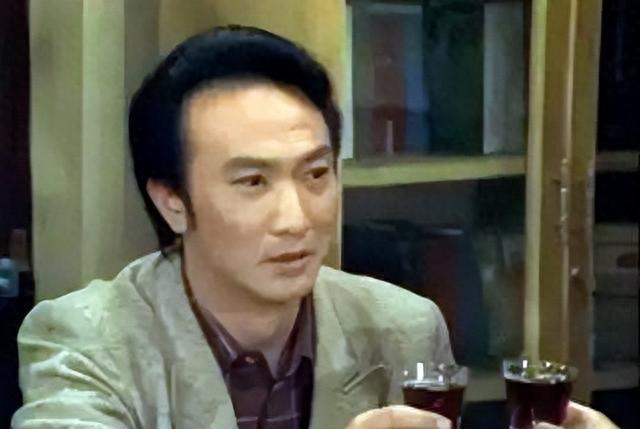 鄭乾龍，演技、影響力與公眾形象的探究