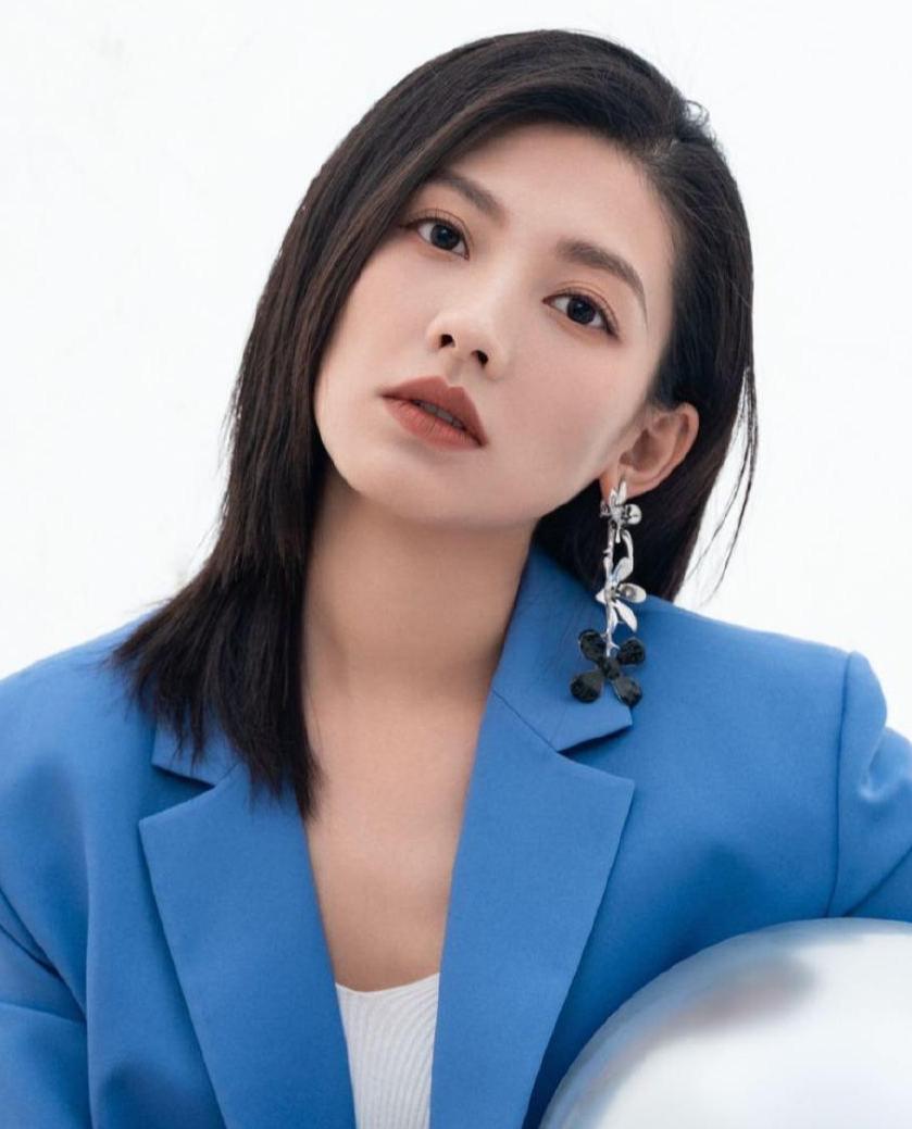 女演員馬藜與科技融合，體驗前沿科技產(chǎn)品之旅