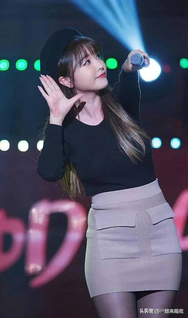 洪真英最新動(dòng)態(tài)揭秘，小巷特色小店的獨(dú)特魅力與隱藏寶藏