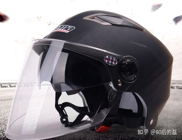 頭盔新規(guī)發(fā)布，多方觀點碰撞與個人立場探討