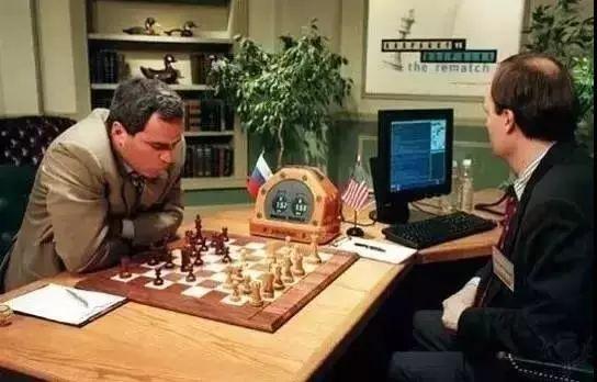 富士康漲薪動態(tài)，成長之旅中的學(xué)習(xí)與變革之路