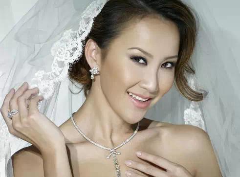 腿毛明星，毛發(fā)之下的溫暖故事與星光閃耀