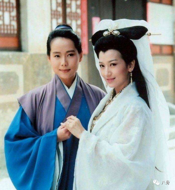 白蛇傳女演員的日常生活點滴