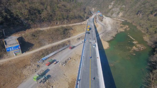 遠(yuǎn)安最新路況揭秘，小巷中的隱藏瑰寶