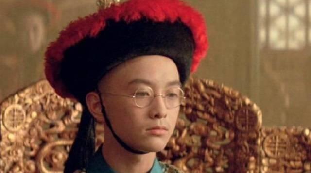 末代皇帝演員與科技產(chǎn)品的完美融合，感受科技魅力的體驗(yàn)