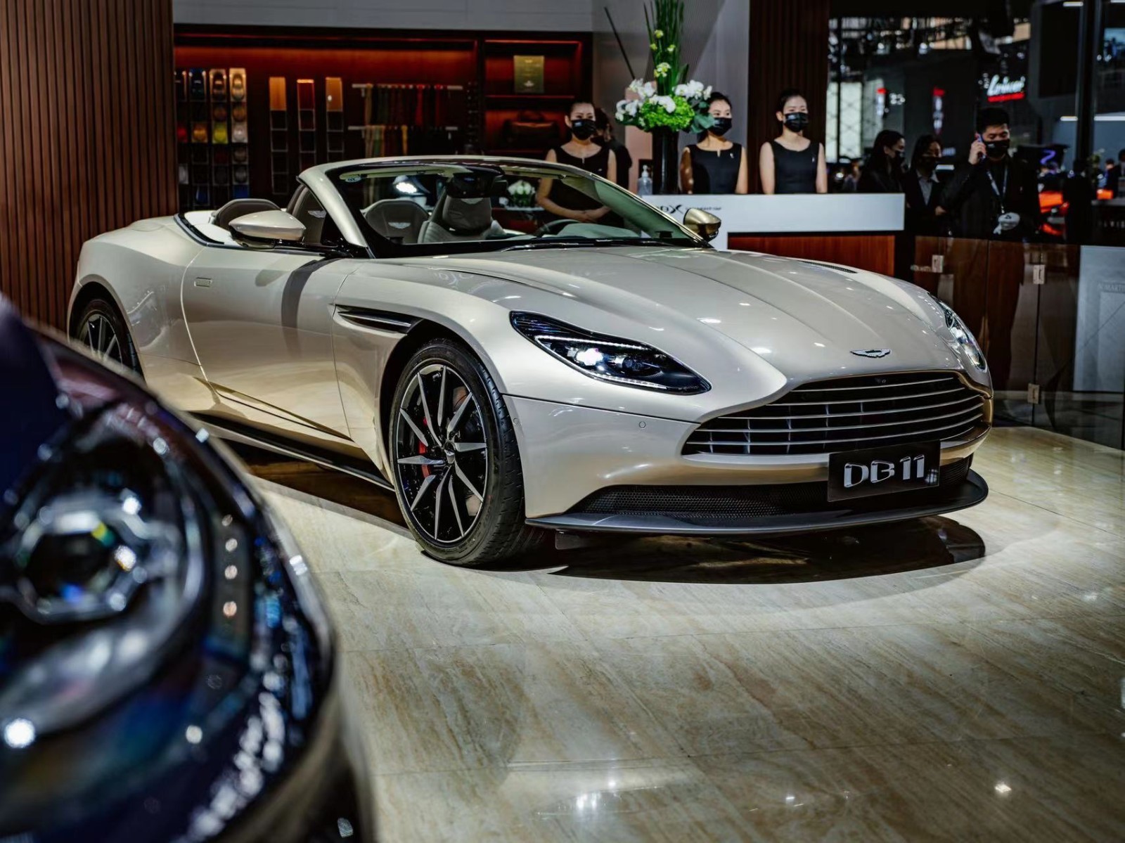 阿斯頓馬丁新款發(fā)布，速度與優(yōu)雅的極致融合