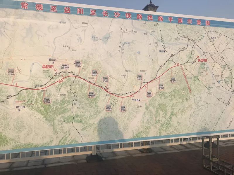 長益常高鐵最新動態(tài)，探尋小巷中的獨(dú)特風(fēng)味美食之旅