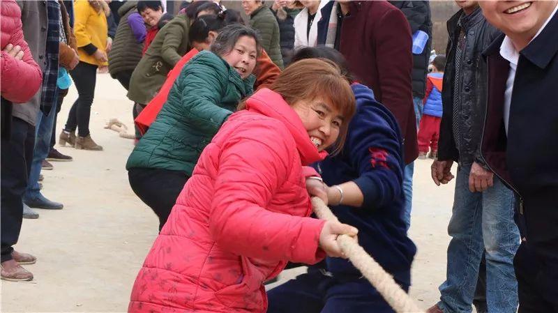 拔河比賽盛大通知，集結(jié)力量，共赴賽場(chǎng)！