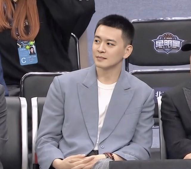 最帥籃球明星，自信、成長與無限魅力的籃球之旅