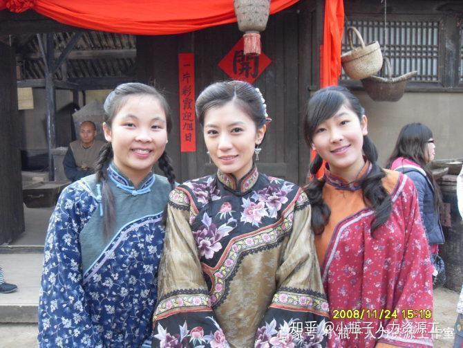 特約群眾演員，幕后時(shí)代的英雄之光