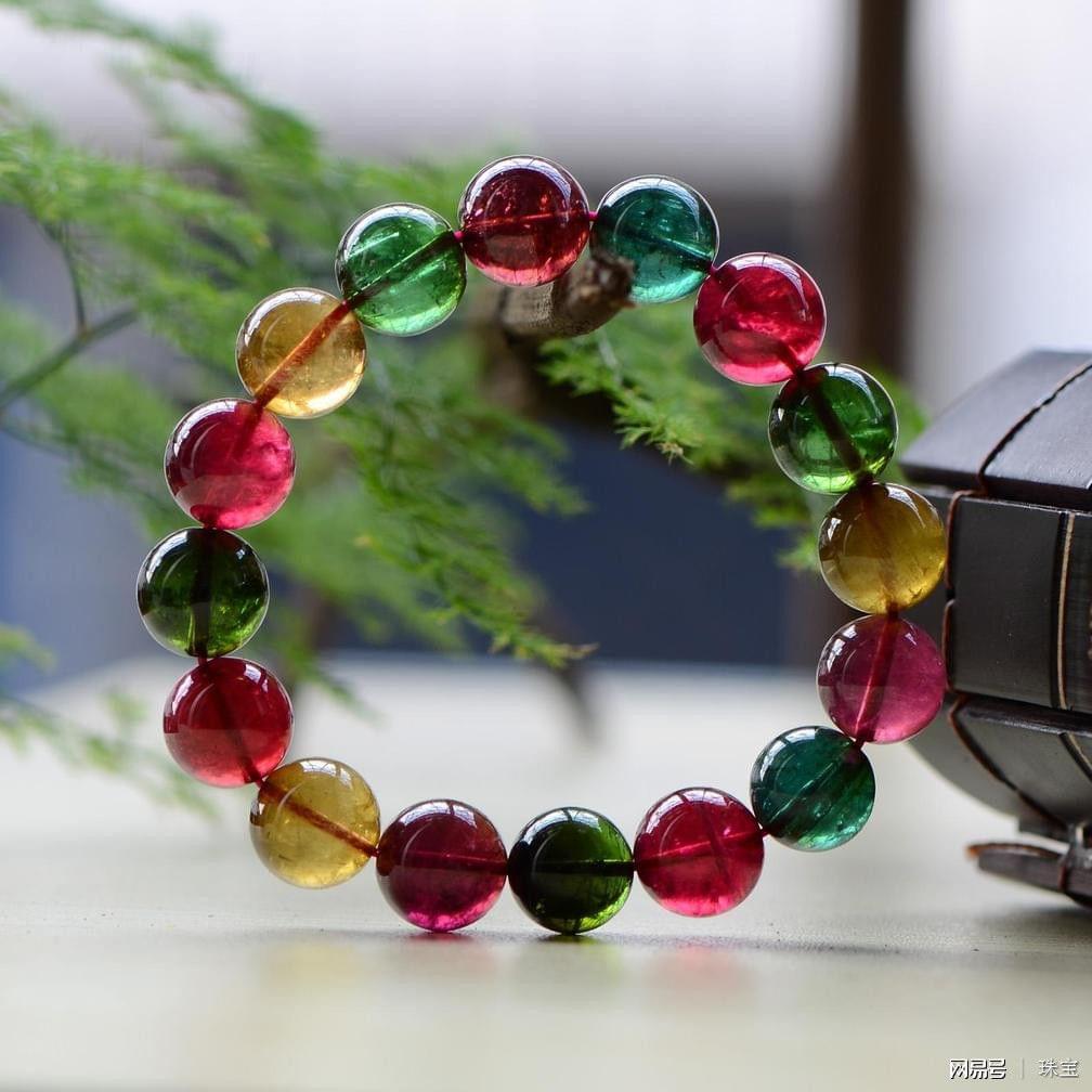 碧璽鑒別與價格行情，一場自然美景的探索之旅