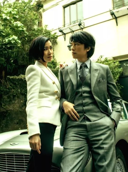 棟篤特工演員,棟篤特工演員，愛的守護(hù)與歡笑