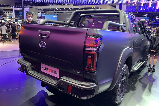 8848上市，小巷獨特風(fēng)味驚艷全球，成就矚目焦點