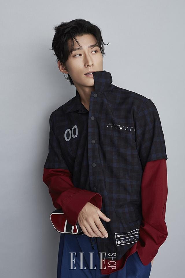 竇驍最新寫真集，時(shí)代星光下的魅力傳奇