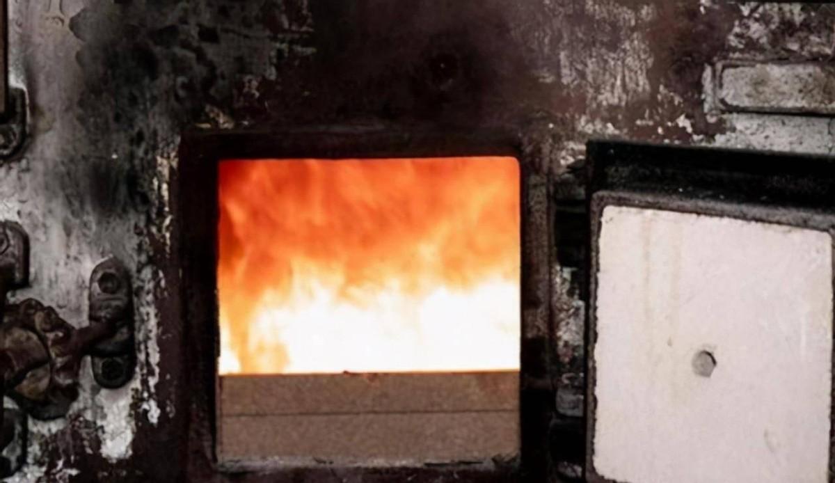 老李采暖爐新款圖賞，詳細(xì)安裝與使用指南