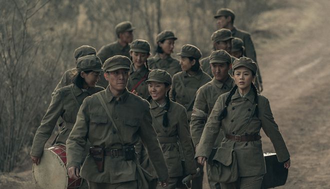 戰(zhàn)爭(zhēng)劇情新劇，小巷深處的戰(zhàn)爭(zhēng)與人性故事