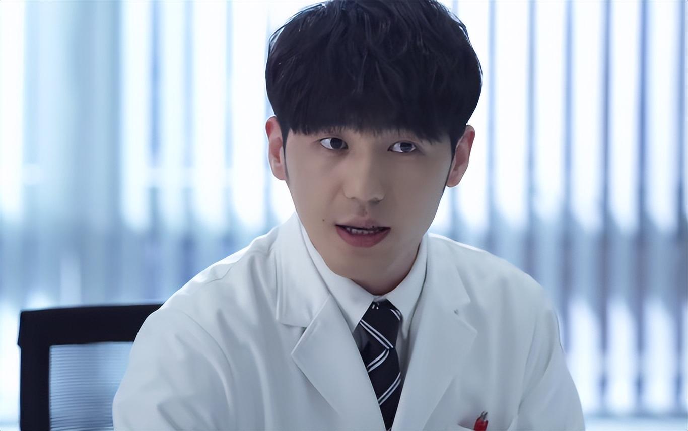 醫(yī)生演員,醫(yī)生演員，職業(yè)的多面性與角色塑造的探討