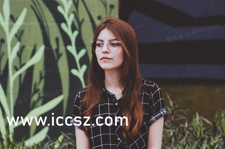 李麗莎資訊,探索個(gè)人品牌的無(wú)限潛力