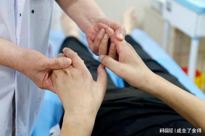 運動神經(jīng)元病最新治療方案，科技力量重塑未來生活新希望！