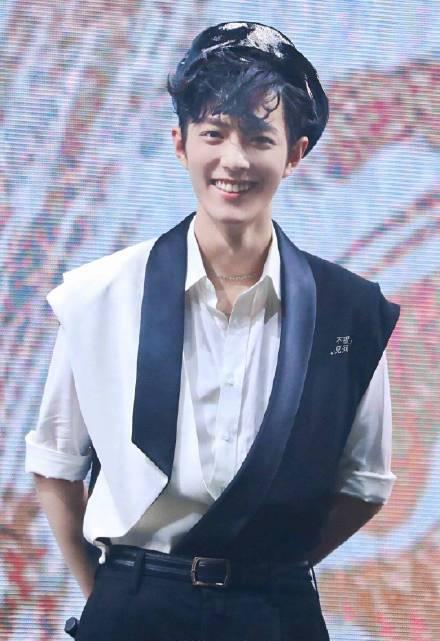 最新流行貝雷帽,最新流行貝雷帽，時尚風潮中的獨特印記