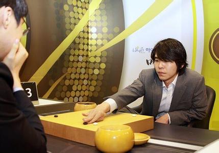 最新圍棋比賽動態(tài)，棋逢對手，激發(fā)潛能與成就感之戰(zhàn)