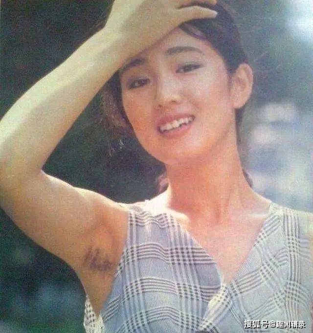 露毛女明星與隱秘時(shí)尚小店的獨(dú)特魅力