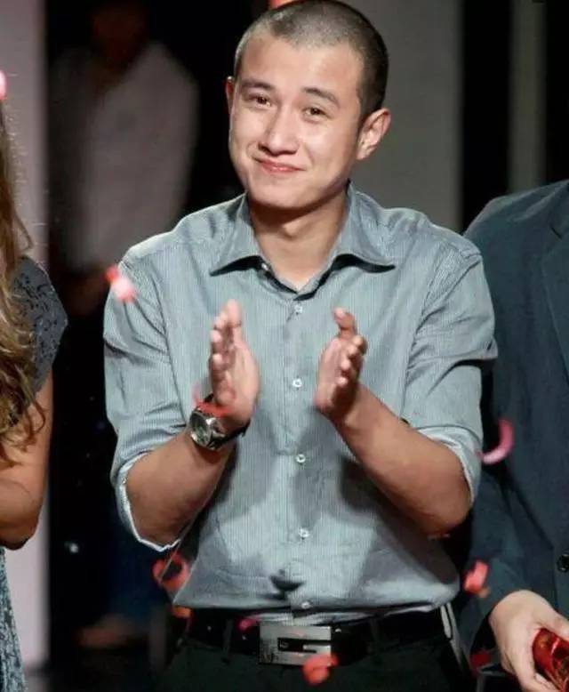 光頭男明星引領(lǐng)的高科技潮流，專屬產(chǎn)品體驗(yàn)未來(lái)生活