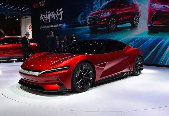 上市采訪揭秘，小巷中的隱藏瑰寶