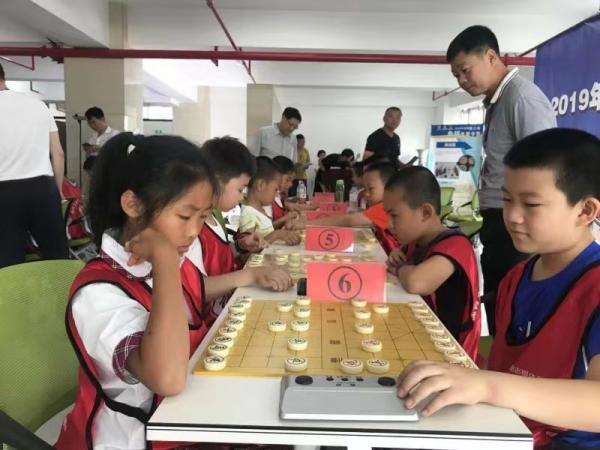 棋牌比賽之旅，探索自然美景，尋找內(nèi)心平靜的獨特體驗