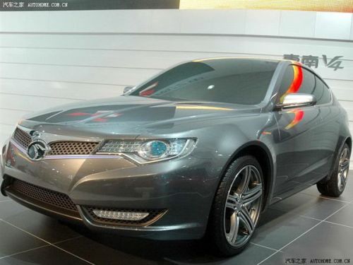 東南V4的神秘面紗揭曉，上市時間預(yù)測與小巷深處的獨特小店探索