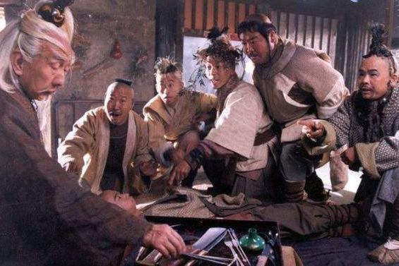 桃谷六仙演員，小巷中的星光閃耀