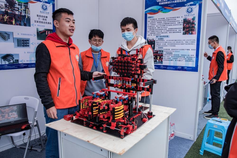 多維度視角下的全國最新排名大學(xué)觀點(diǎn)闡述