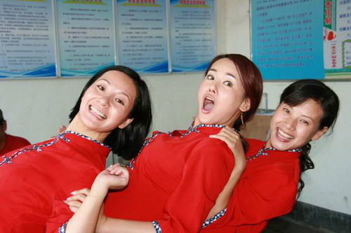 黑金地的女人演員表及深度解析