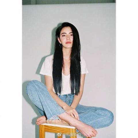 泰國(guó)演員mai，小巷中的寶藏與獨(dú)特小店之旅