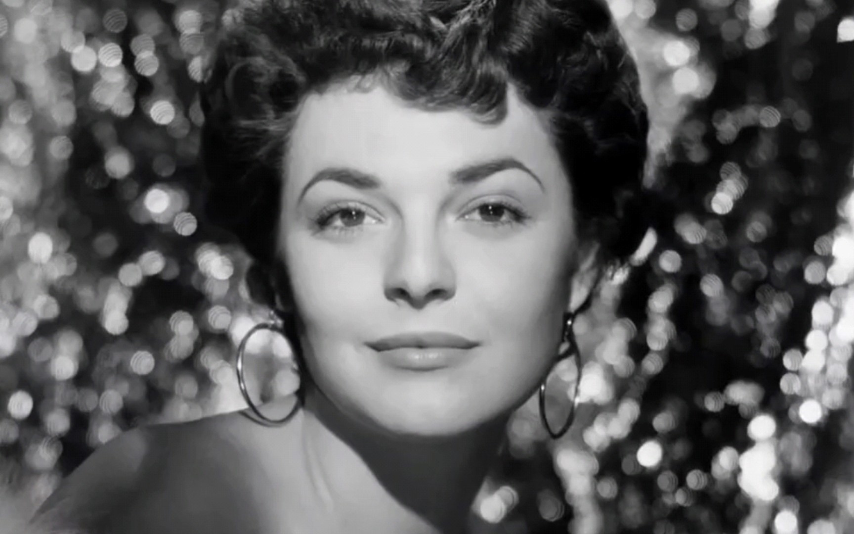 雙棲演員，科技與生活完美交融的典范代表