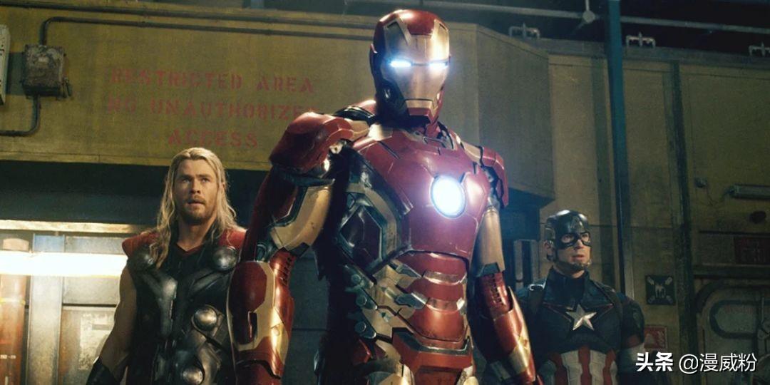 電影吐槽大賞，笑翻銀幕的尷尬瞬間回顧