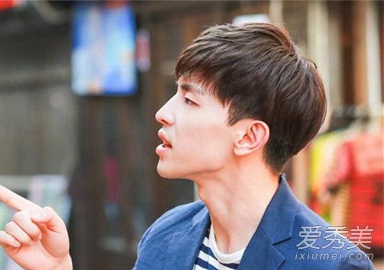 演員謝濱，從舞臺到熒屏的自信蛻變與成就感滿滿之路