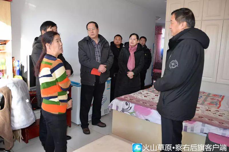 旭仁花，演技璀璨，星光熠熠的影視之星