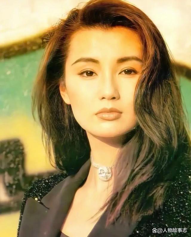 港澳女明星的獨(dú)特小巷之旅，繁華背后的隱秘小店揭秘