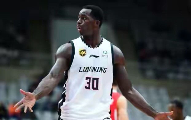 遼寧男籃外援最新動態(tài)，科技重塑籃球魅力，競技激情空前體驗