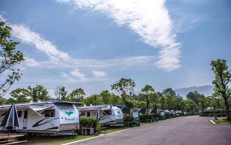 房車露營基地價格概覽與行情分析