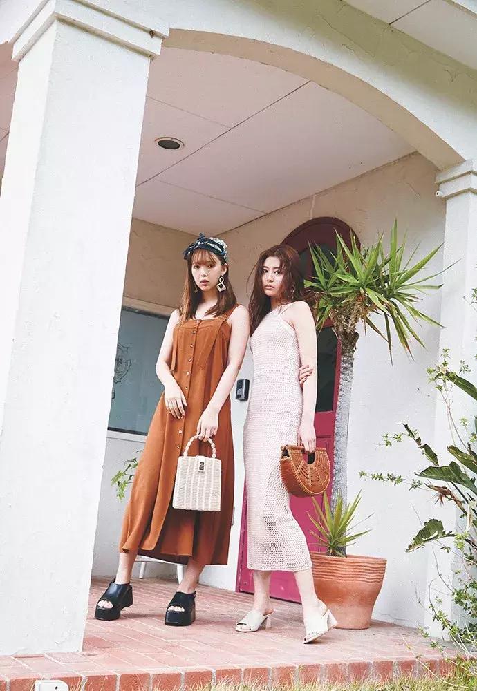 左收右付最新官網(wǎng)下載及小巷美食天堂探索