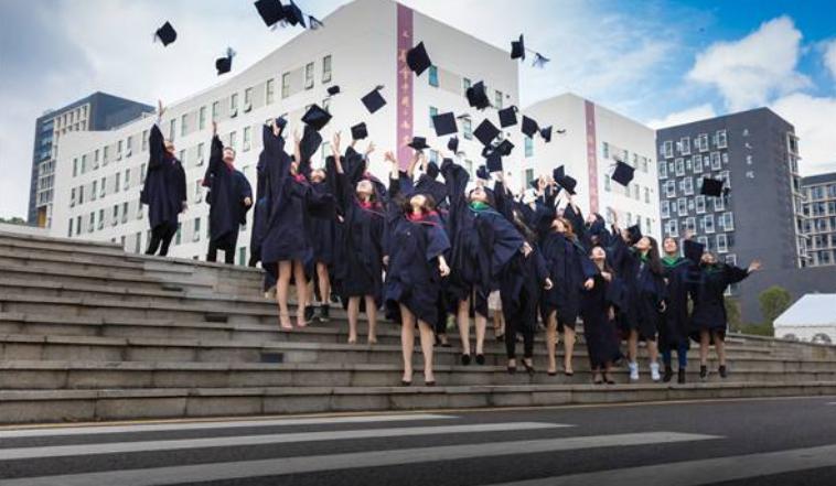 開(kāi)州人才網(wǎng)最新招聘信息揭秘，小巷特色小店的隱藏魅力與招聘信息概覽