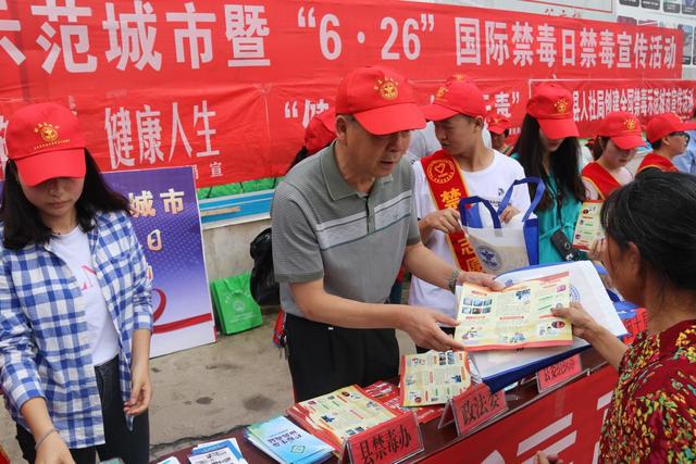 普安縣新任財政局局長引領(lǐng)改革，推動縣域經(jīng)濟(jì)新發(fā)展