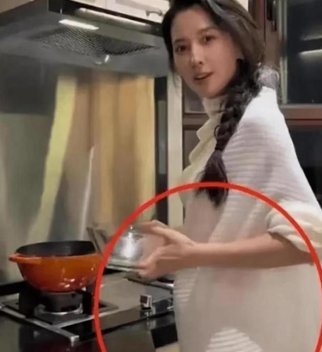 汪峰與章子怡小巷深處的最新驚喜發(fā)現(xiàn)。